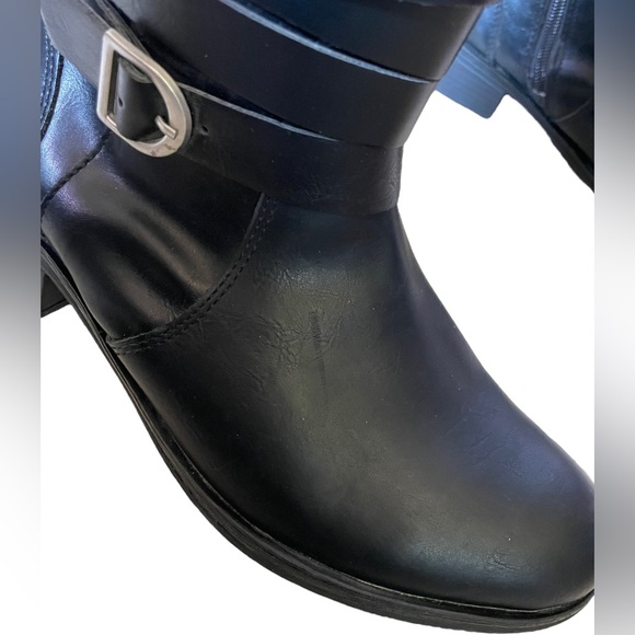 Douglas Cognac Boots - Picture 9 of 9